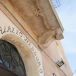 Lejlighed Palazzo Beddoro Charming San Pantaleo