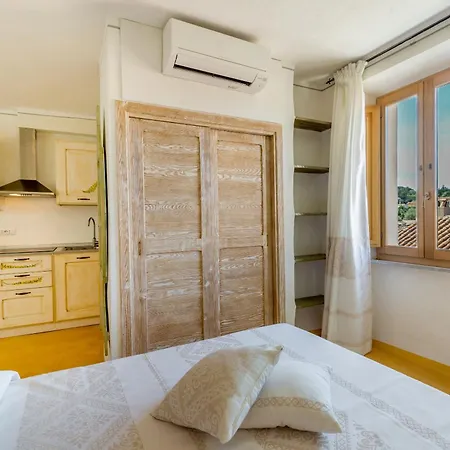 Palazzo Beddoro Charming * San Pantaleo